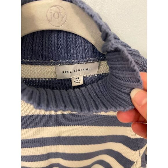 Free Assembly Cotton Sweater XS - Picture 2 of 7